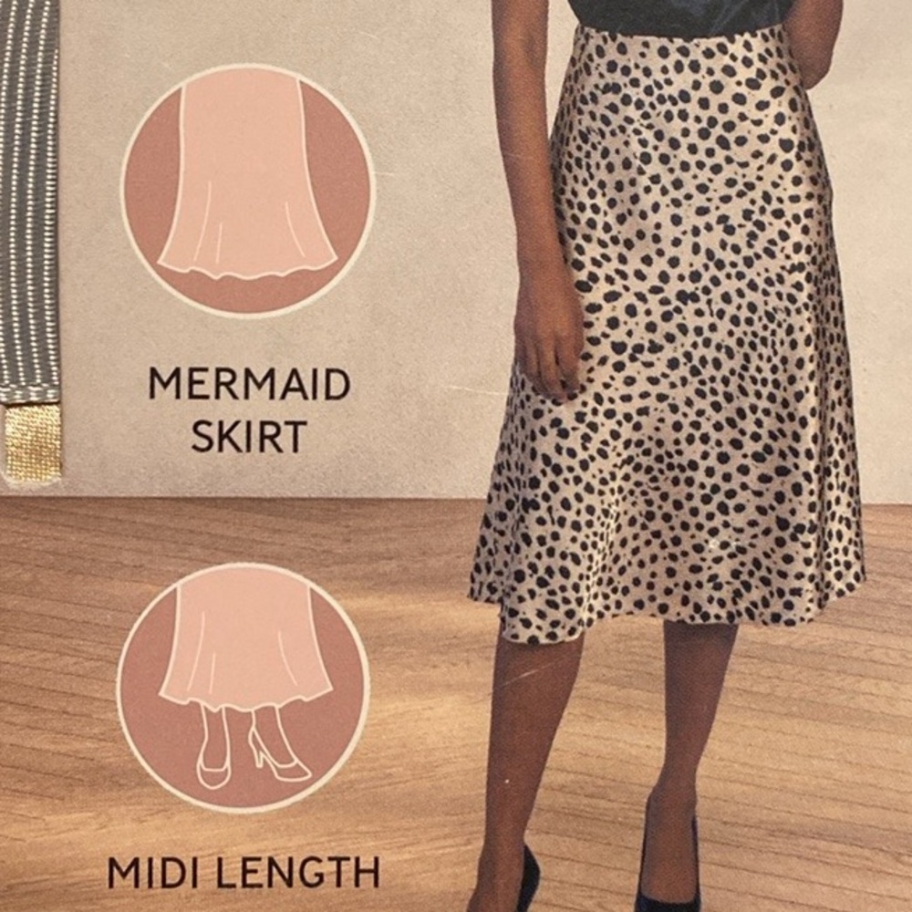 Ladies Satin skirt - Picture 5 of 5